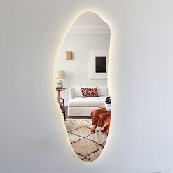 gương dị hình đẹp