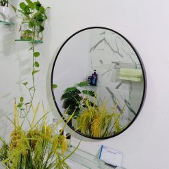mẫu gương phòng tắm khung nhôm đen